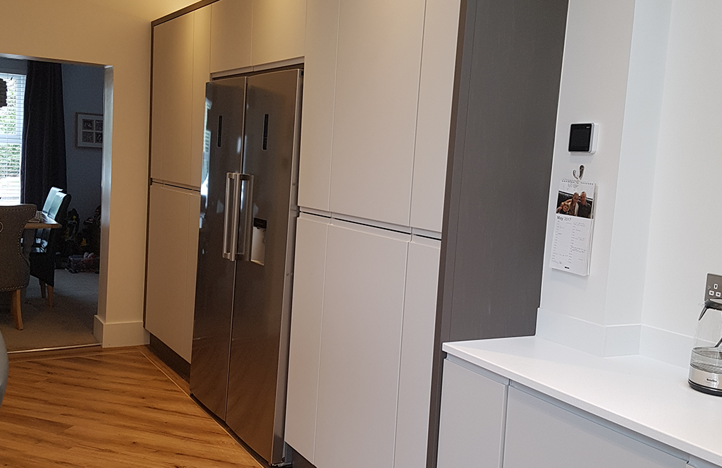 Bella Knebworth Door in Matt Dove Grey Kitchen