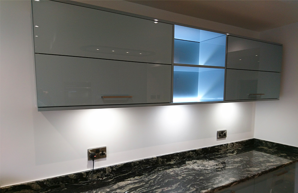 Zurfiz Ultragloss doors in Metallic Blue and Copperleaf